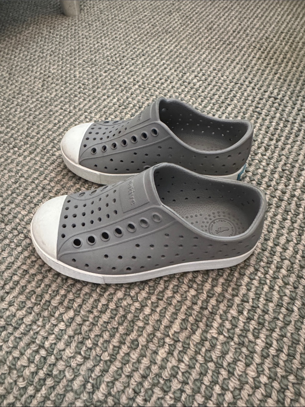 Native Kids Slip-On Sneakers in Gray with White Toe